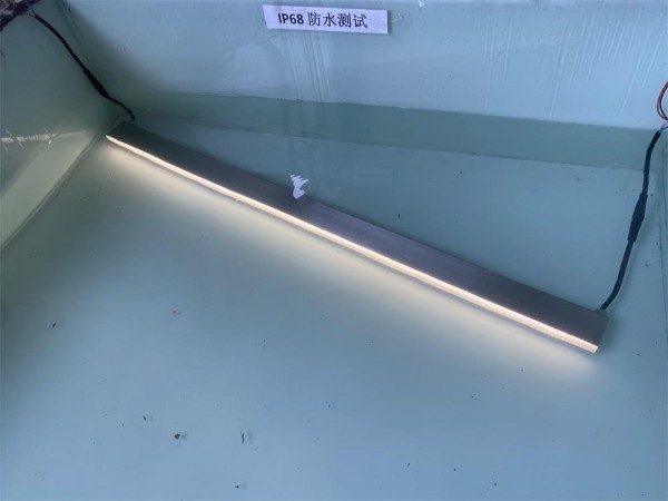 LED勻光水下光帶
